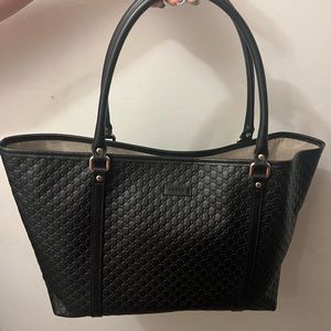 Brand New Gucci Handbag, $1000 OBO, never used, comes with dust bag